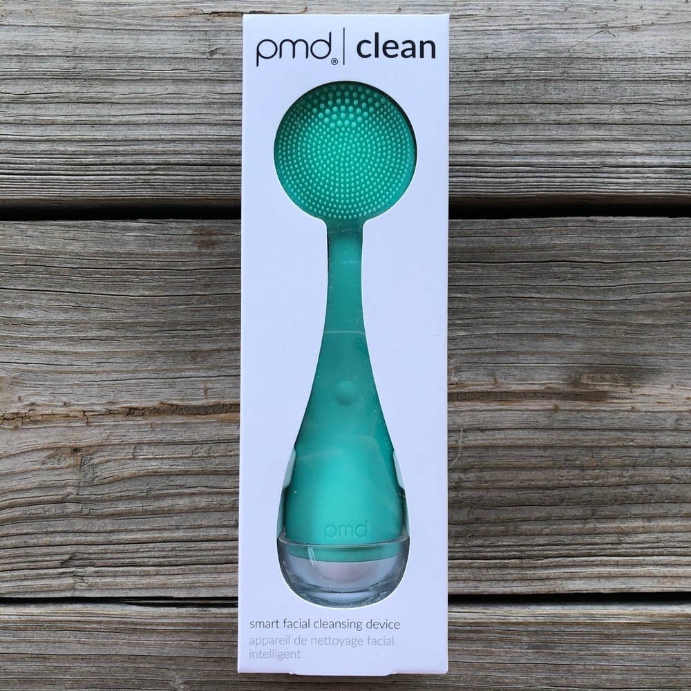 PMD Clean Smart Facial Cleansing Device - Picture 1 of 12